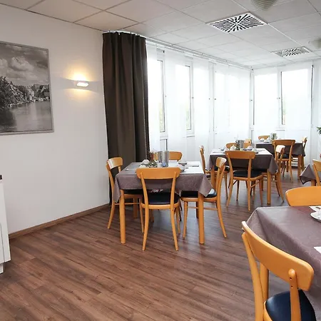 Hotel Berliner Ring 3*