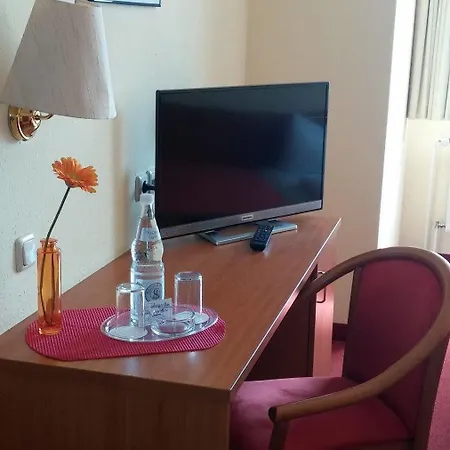 Berliner Ring Hotel 3*