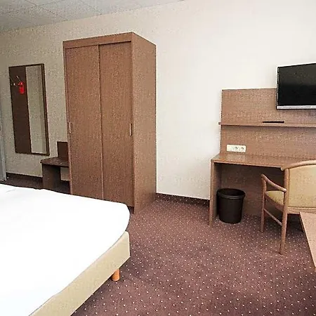 Ξενοδοχείο Berliner Ring 3*