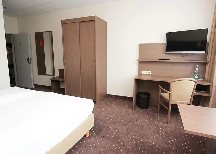 Hotel Berliner Ring 3*